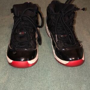 Jordan Retro 11 mid shoes